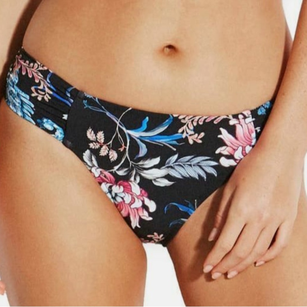 NWOT Seafolly water garden, ruched sides swim bottom SIZE US 8